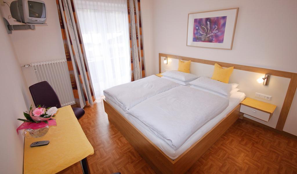 Pension Vocario Пфаррверфен Номер фото