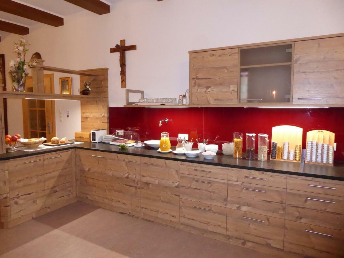 Pension Vocario Пфаррверфен Экстерьер фото
